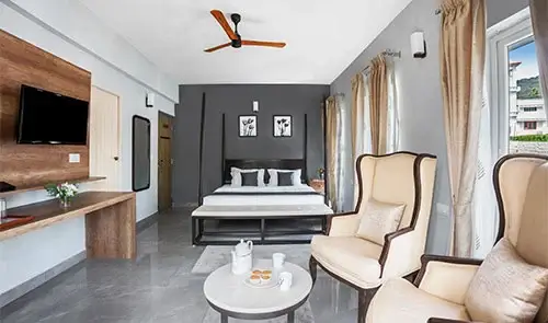 xplore-indo-cloudwalk-coonoor-master-bedroom